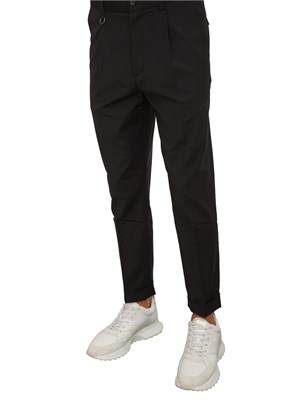 Pantaloni Paolo Pecora in gabardina smerigliata nera in UOMO
