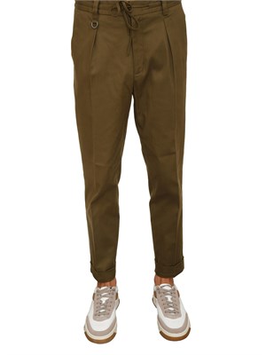 Pantalone chino Paolo Pecora in gabardina verde con coulisse in UOMO