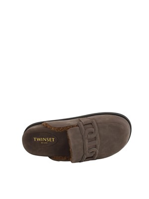 TWIN-SET Scarpe mules a ciabatta Twinset effetto camoscio marrone in DONNA