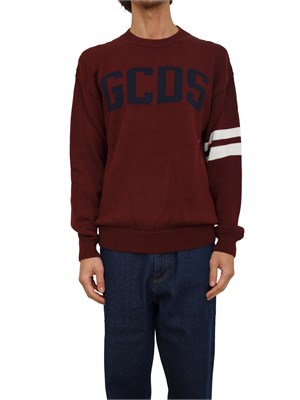 Maglia uomo GCDS in misto lana bordeaux e logo in UOMO