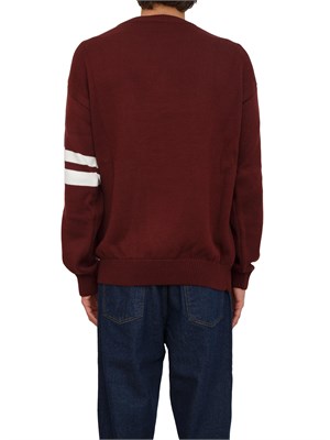 Maglia uomo GCDS in misto lana bordeaux e logo in UOMO