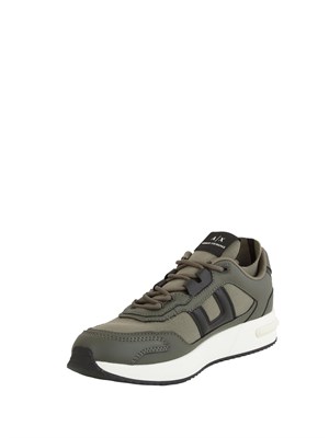 Sneakers uomo Armani Exchange in tessuto tecnico verde in UOMO