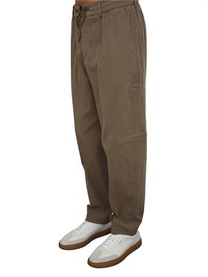 Pantaloni Boss uomo in velluto verde in UOMO