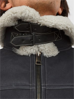 Montone uomo Alexa Fairchild in vera pelle shearling nera in UOMO