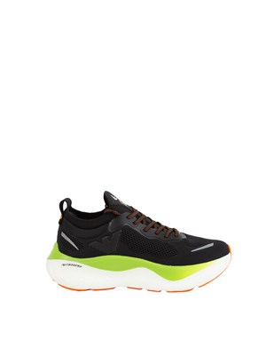 EA7 EMPORIO ARMANI Sneakers uomo Nitro Wave Emporio Armani nere in UOMO