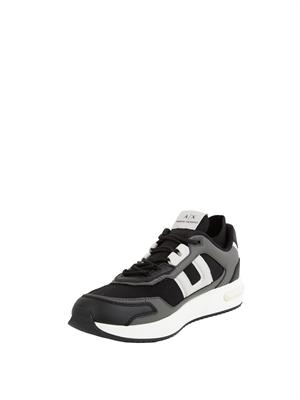 Sneakers uomo Armani Exchange in tessuto tecnico nero in UOMO