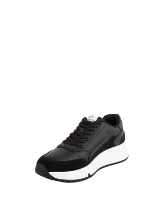 Sneakers uomo Armani Exchange in ecopelle nera in UOMO