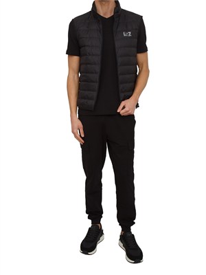 T-shirt EA7 Emporio Armani in cotone nero in UOMO