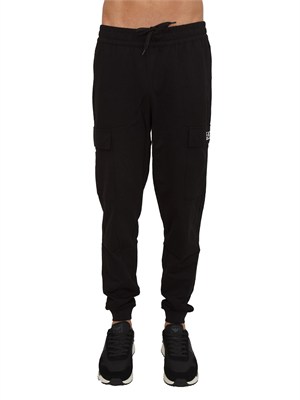 Pantaloni tuta cargo EA7 Emporio Armani in cotone nero in UOMO