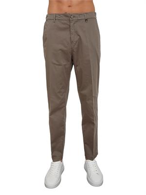 Pantaloni chino Liu Jo uomo in cotone stretch taupe in UOMO