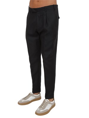 Pantaloni neri PT Torino in misto lana e lino in UOMO