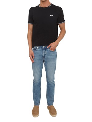 T-shirt nera BOSS uomo in cotone elasticizzato in UOMO