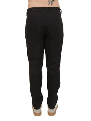 Pantaloni 