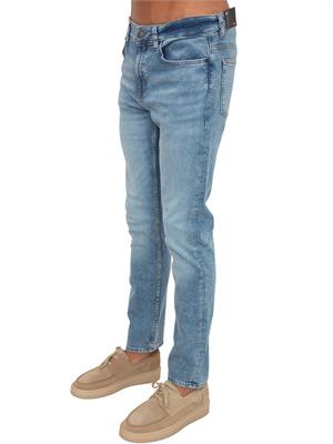 Jeans Boss uomo in denim chiaro effetto used in UOMO