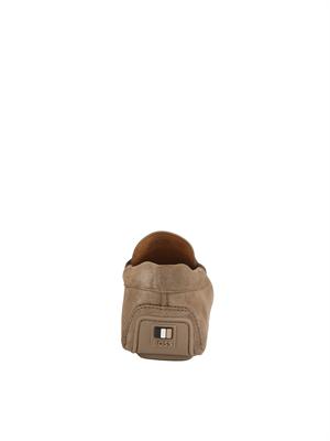 Mocassini Boss uomo in pelle scamosciata beige tortora in UOMO